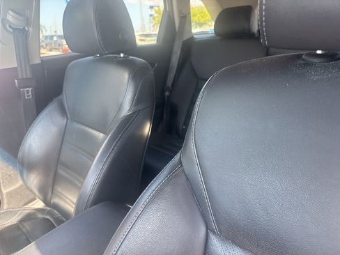 Used 2019 Kia Sorento EX image 18