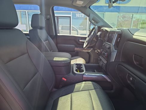 Used 2023 Chevrolet Silverado 3500 LTZ w/ LTZ Convenience Package image 10