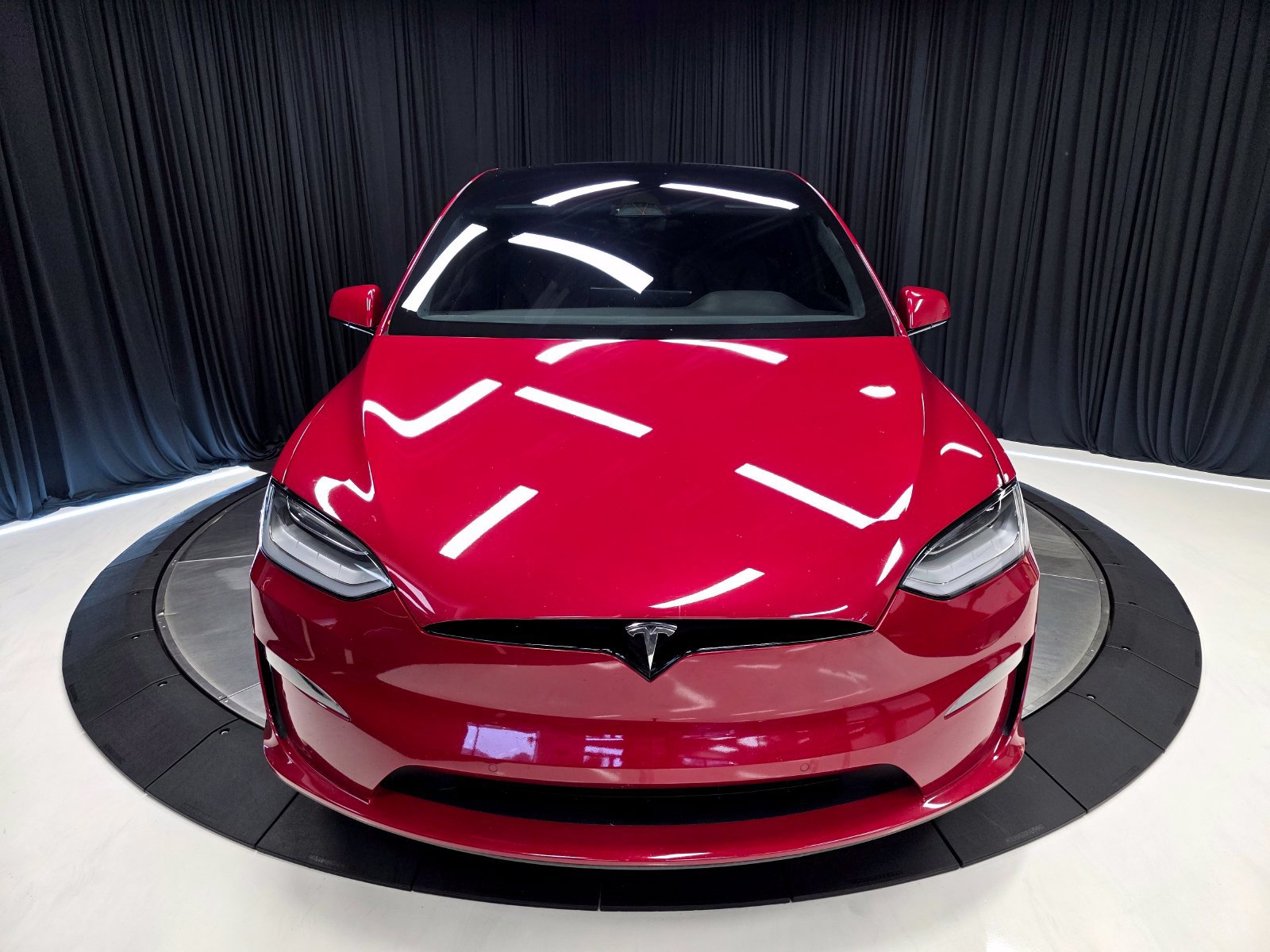 Used 2023 Tesla Model X AWD/4WD image 9