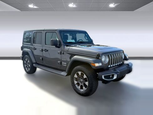 Used 2018 Jeep Wrangler Unlimited Sahara image 7