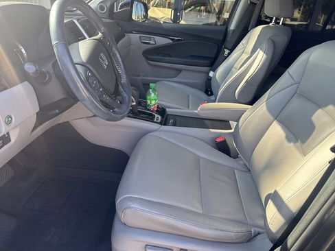 Used 2018 Honda Ridgeline RTL-E image 20