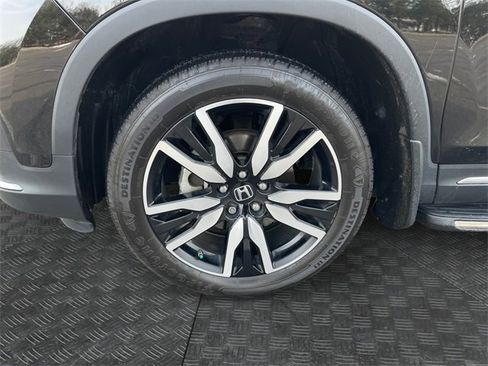 Used 2020 Honda Pilot Elite image 14