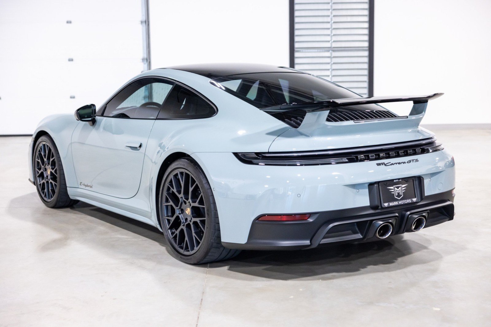 Used 2025 Porsche 911 Carrera GTS RWD image 7