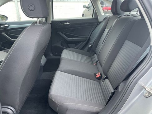 Used 2025 Volkswagen Jetta S image 23