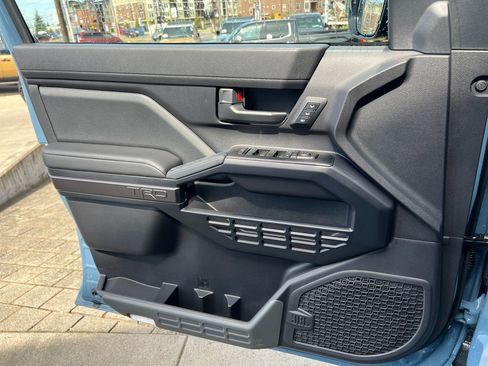 New 2026 Toyota 4Runner TRD Off-Road Premium AWD/4WD image 12