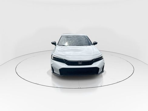 Used 2025 Honda Civic Sport image 3