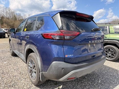 Used 2023 Nissan Rogue S AWD/4WD image 18