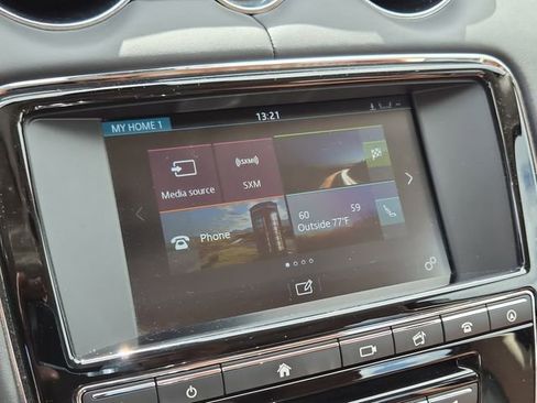 Used 2017 Jaguar XJ L Supercharged image 14