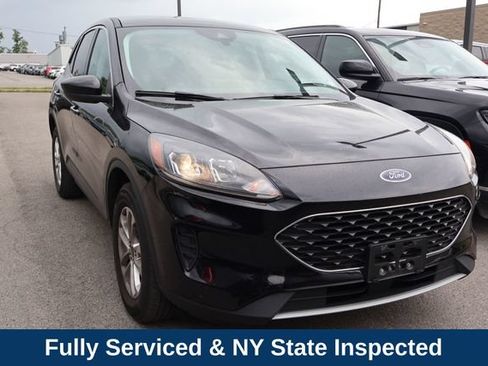 Used 2021 Ford Escape SE w/ Cold Weather Package AWD/4WD image 2