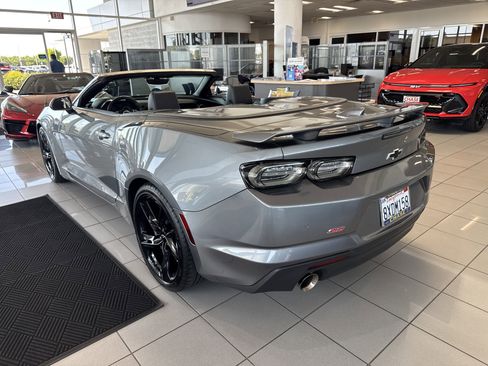 Certified 2020 Chevrolet Camaro SS image 3