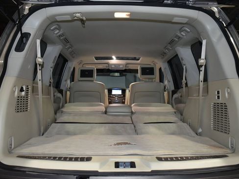 Used 2016 INFINITI QX80 Luxe w/ 22" Wheel Package image 47