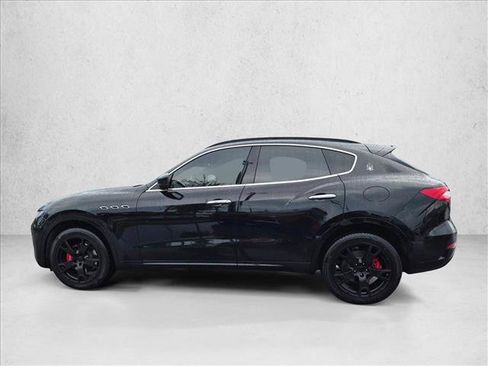 Used 2017 Maserati Levante w/ Sport Package AWD/4WD image 9