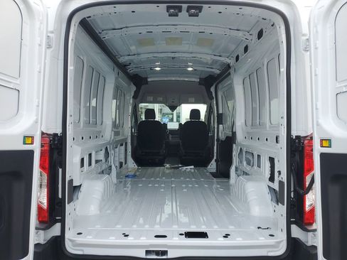 New 2026 Ford Transit 250 148 Medium Roof image 28