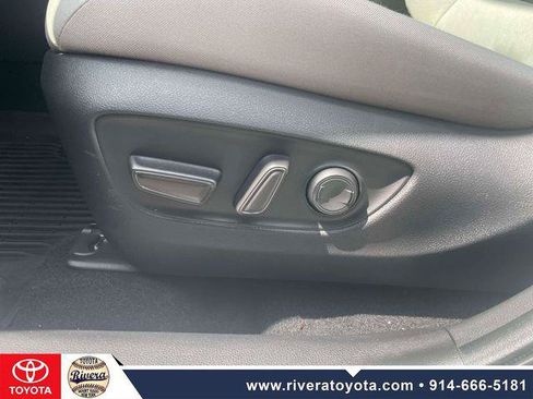 Certified 2023 Toyota RAV4 XLE w/ Convenience Package AWD/4WD image 18