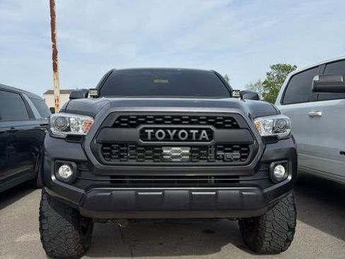 Used 2023 Toyota Tacoma TRD Off-Road AWD/4WD image 2