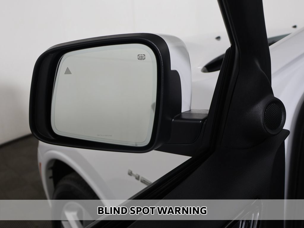 Used 2022 Dodge Durango R/T AWD/4WD image 4