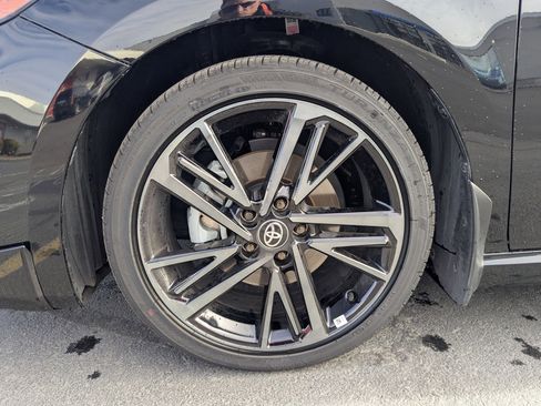 Used 2025 Toyota Camry XSE image 34