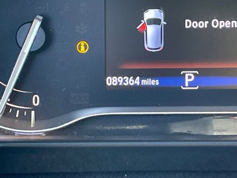 Used 2017 Honda Pilot LX image 36