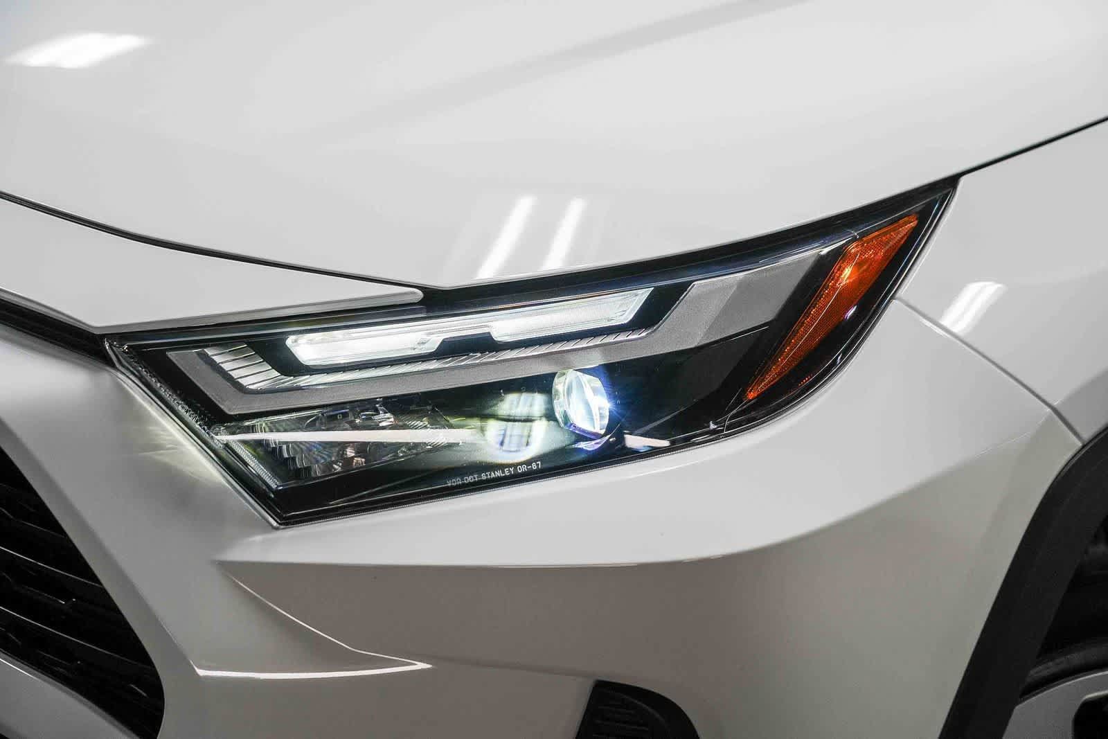 Certified 2025 Toyota RAV4 LE FWD image 3