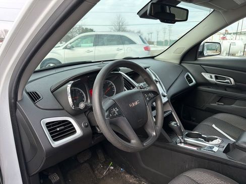 Used 2017 GMC Terrain SLE image 11