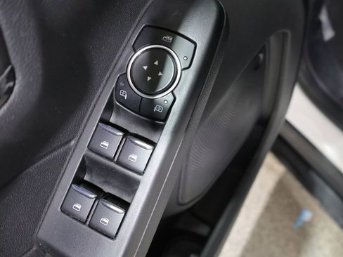 Used 2024 Ford Escape ST-Line image 13