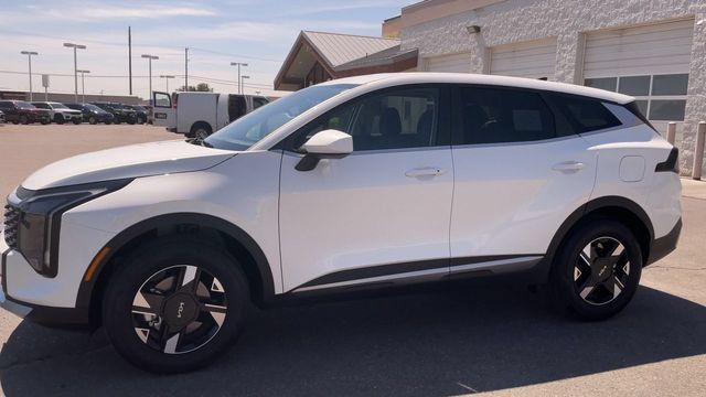 Used 2026 Kia Sportage LX AWD/4WD image 6