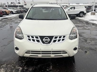 Used 2015 Nissan Rogue S w/ Convenience Package