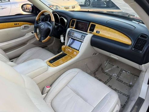 Used 2002 Lexus SC 430 Convertible image 25