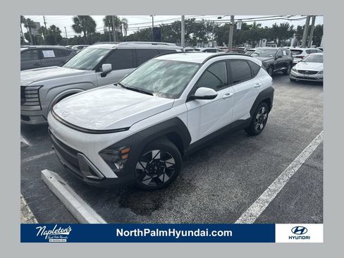 Used 2025 Hyundai Kona SEL FWD image 1