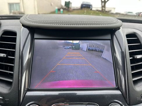 Used 2015 Chevrolet Impala LT w/ Convenience Package image 18