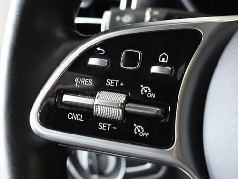 Used 2021 Mercedes-Benz GLC 300 4MATIC w/ AMG Line image 32