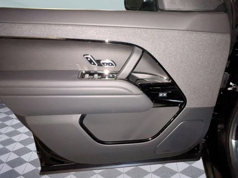 New 2026 Land Rover Range Rover Sport Dynamic SE AWD/4WD image 21