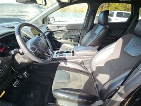 Used 2022 Ford Edge ST w/ Equipment Group 401A image 10