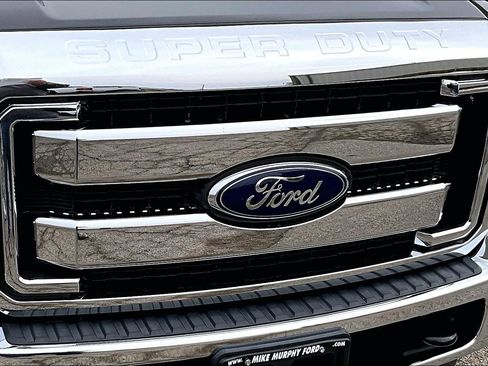 Used 2016 Ford F250 Lariat w/ Lariat Interior Package image 31