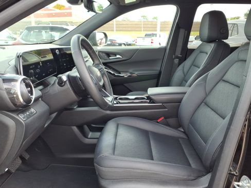 Used 2025 Chevrolet Equinox LT w/ Convenience Package II AWD/4WD image 22
