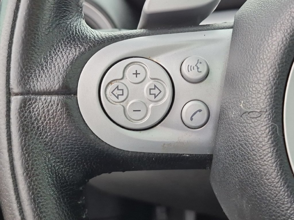 Used 2009 MINI Cooper Hardtop FWD image 20