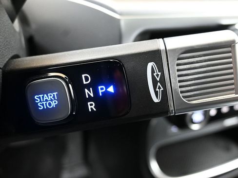 Used 2026 Hyundai Ioniq 9 SEL image 30