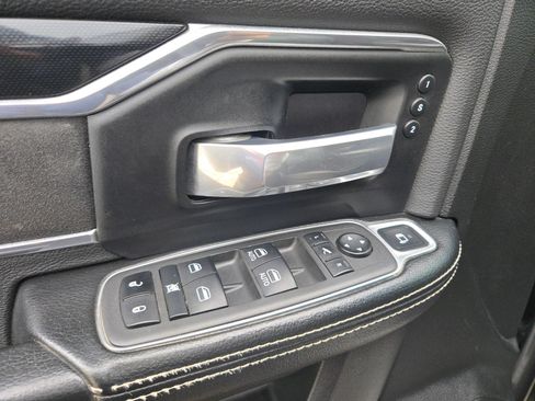 Used 2022 RAM 2500 Laramie w/ Night Edition AWD/4WD image 12