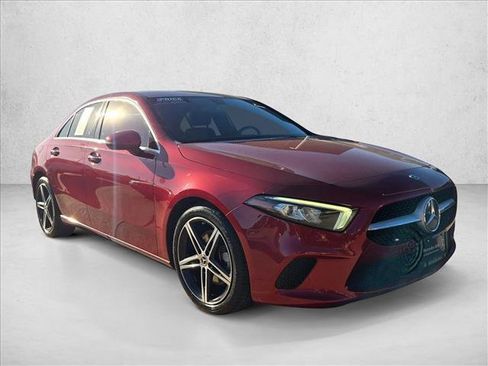 Used 2020 Mercedes-Benz A 220 image 2