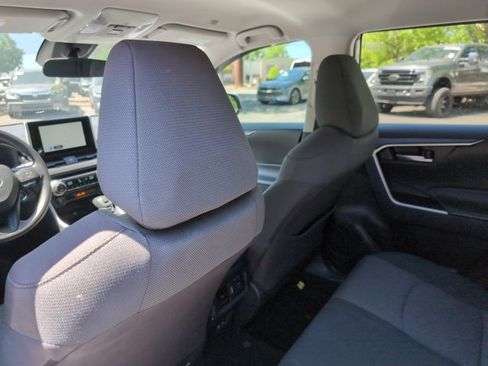 Used 2024 Toyota RAV4 XLE image 16