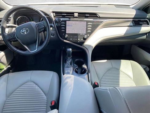 Used 2020 Toyota Camry SE w/ Audio Package FWD image 24