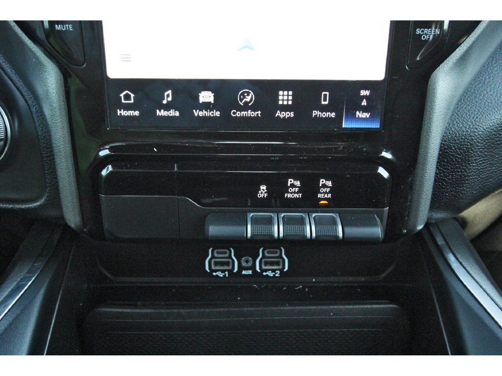 Used 2026 RAM 1500 Laramie AWD/4WD image 27
