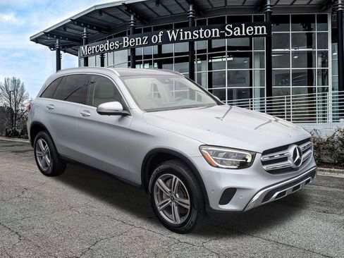 Used 2022 Mercedes-Benz GLC 300 4MATIC image 1