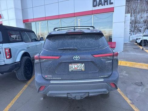 Certified 2021 Toyota Highlander Limited image 9