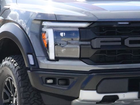 Used 2025 Ford F150 Raptor image 9