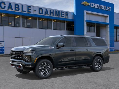 New 2026 Chevrolet Suburban Z71 AWD/4WD image 2