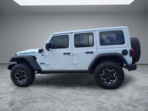 Used 2023 Jeep Wrangler Unlimited Rubicon 4xe w/ Cold Weather Group AWD/4WD image 4
