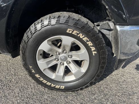 Used 2022 RAM 1500 Laramie image 7