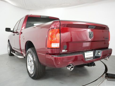 Used 2017 RAM 1500 Express image 7