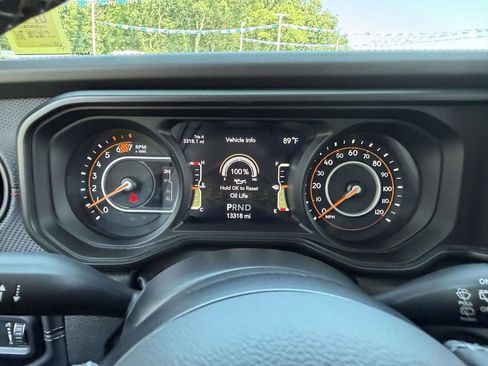 Used 2026 Jeep Wrangler Unlimited Rubicon AWD/4WD image 33
